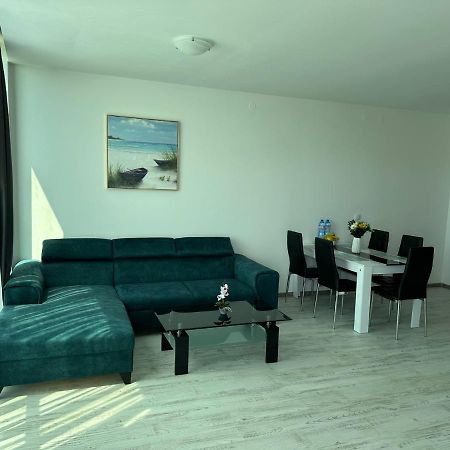 Spacious And Cozy Apartment In Complex Del Sol Primorsko Dış mekan fotoğraf