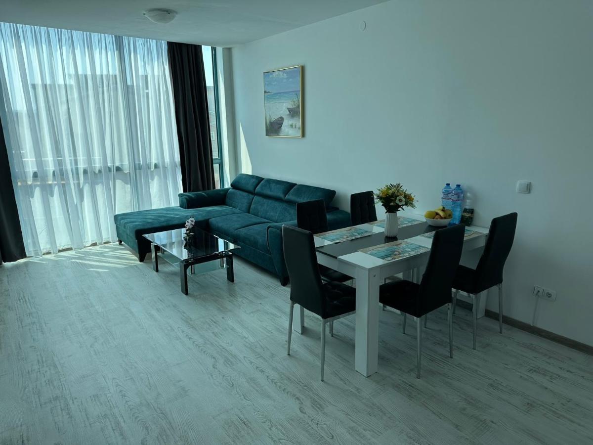 Spacious And Cozy Apartment In Complex Del Sol Primorsko Dış mekan fotoğraf