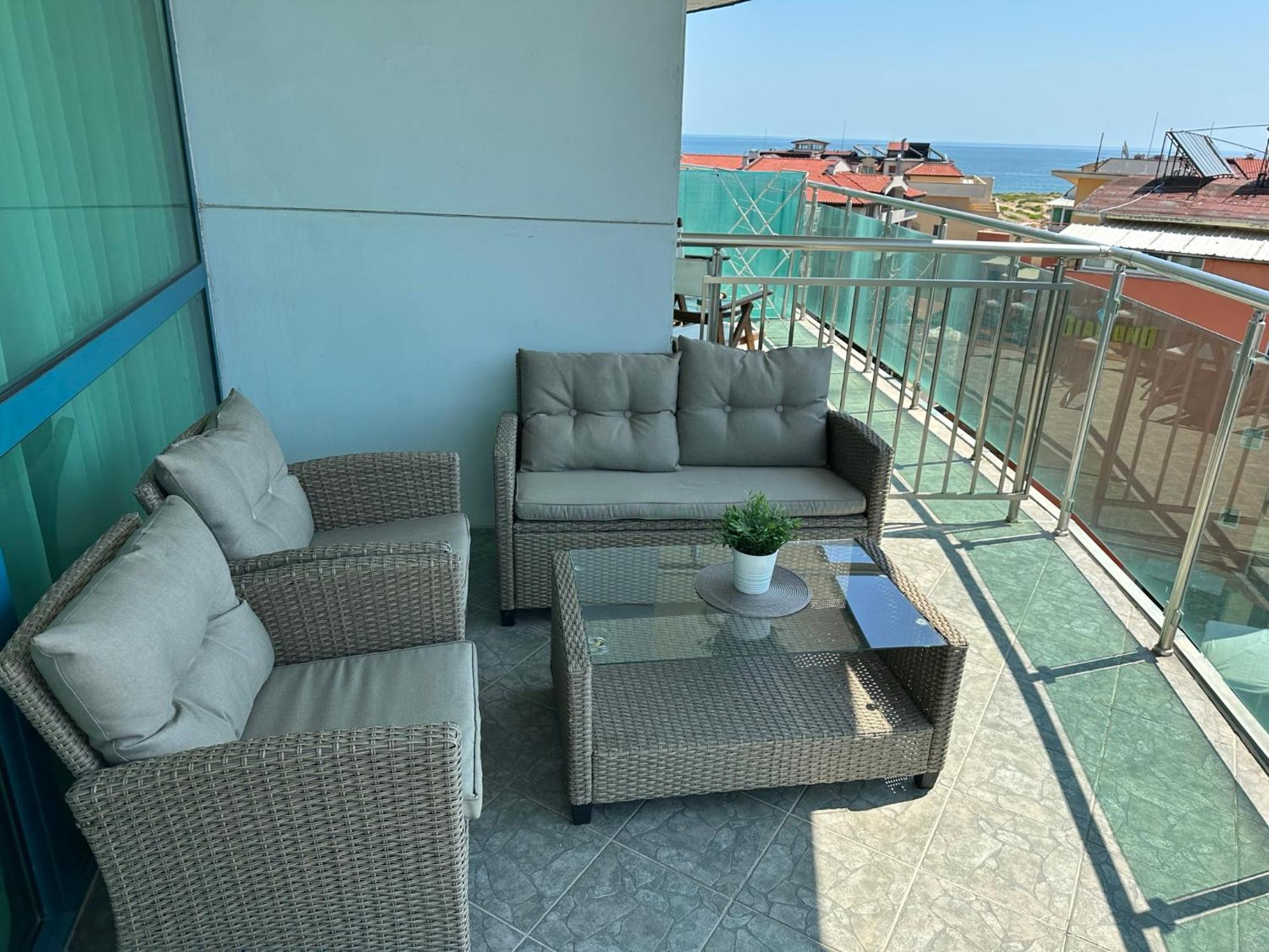 Spacious And Cozy Apartment In Complex Del Sol Primorsko Dış mekan fotoğraf